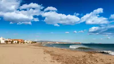 Playa Pozo del Esparto, Almería, Vacalia.com