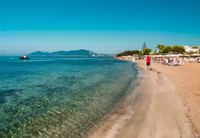 Cala Martina, Ibiza, Vacalia.com