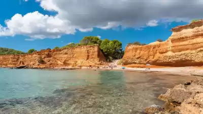 Sa Caleta, Ibiza, Vacalia.com