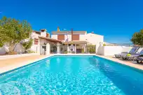 Holiday rentals in Casa catalina sarola