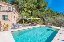 Holiday rentals in Son bou