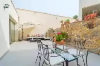 Holiday rentals in Casa holganza