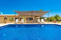 Holiday rentals in Finca kelly