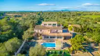 Holiday rentals in Can somni