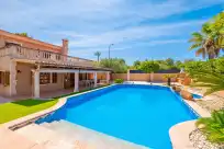 Holiday rentals in Marina blau
