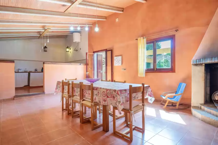 Holiday rentals in Raco de can pep, Inca