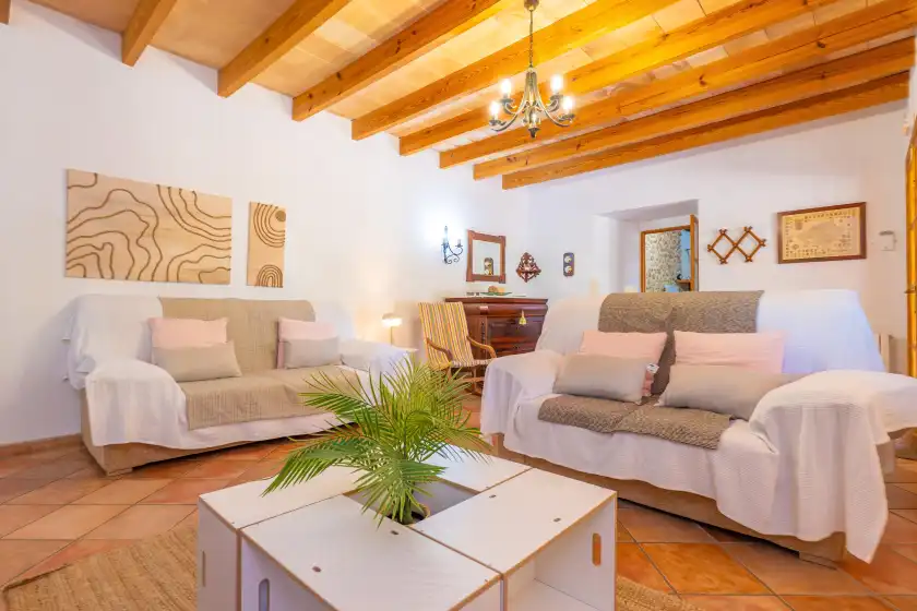 Holiday rentals in Son seguí, Alaró