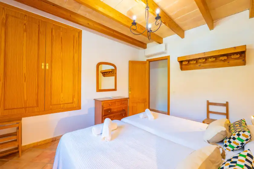 Holiday rentals in Son seguí, Alaró