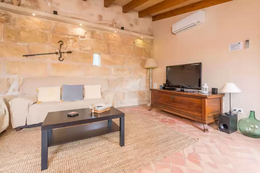 Holiday rentals in Sa vinya des compte, Maria de la Salut