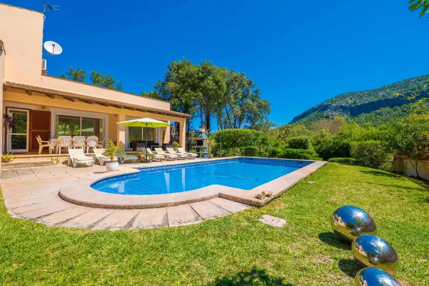 Holiday rentals in Vila garballó, Crestatx