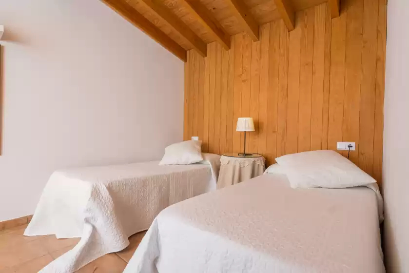 Holiday rentals in Sa garriga de can barratot, Selva