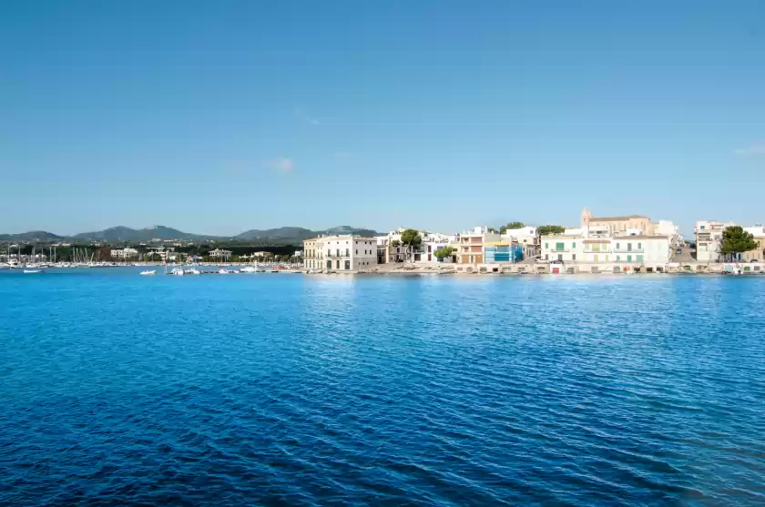 Holiday rentals in Es port, Portocolom