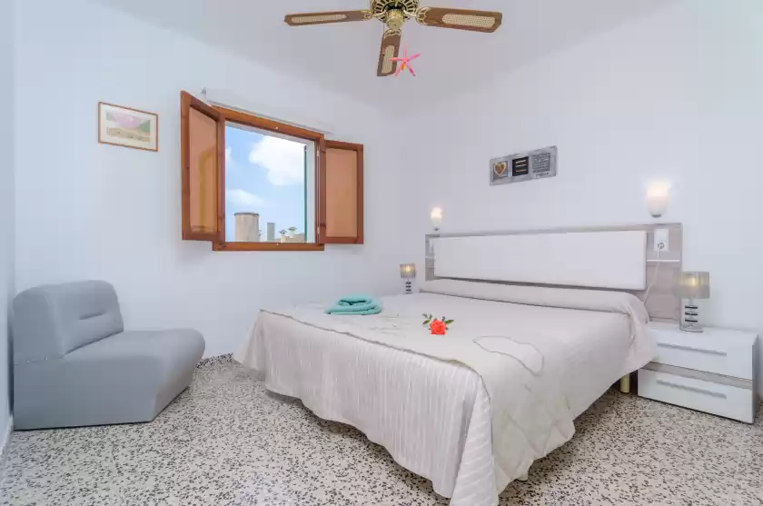 Holiday rentals in Casa delfin, sa Ràpita