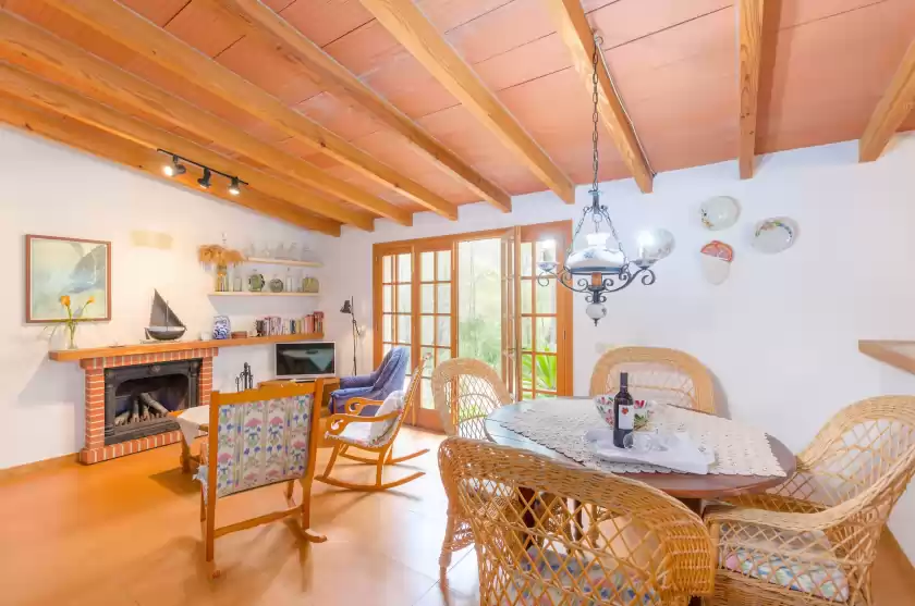 Holiday rentals in Casa mas, Felanitx