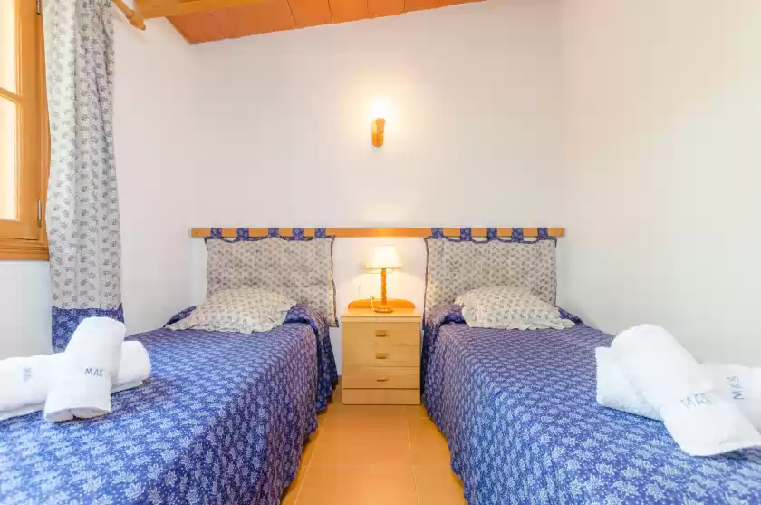 Holiday rentals in Casa mas, Felanitx