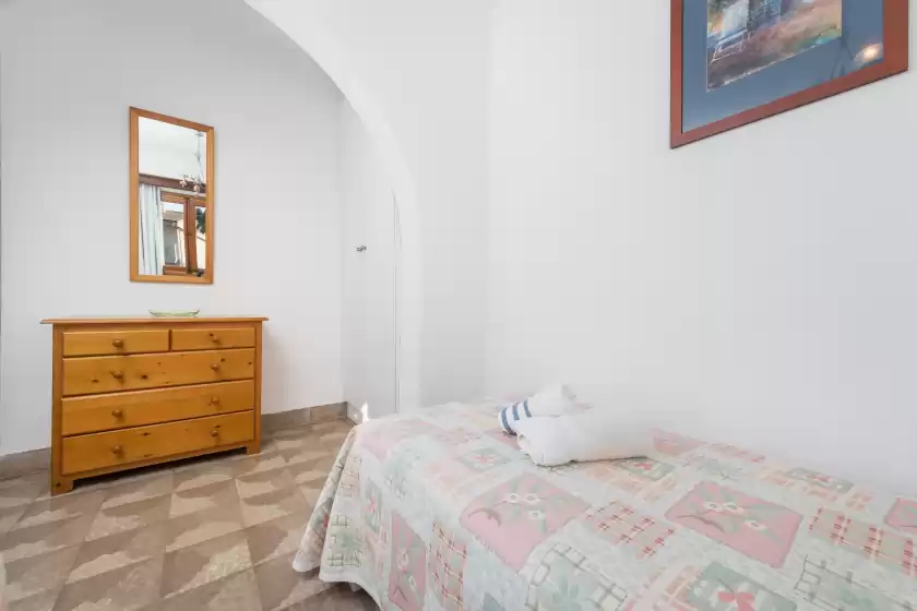 Holiday rentals in Xarus 2, Marina Manresa