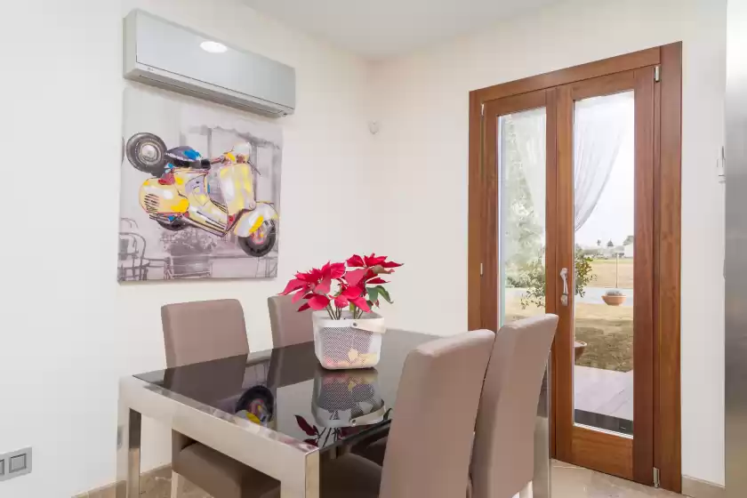 Holiday rentals in Sa blanquera - adults only, Sa Pobla
