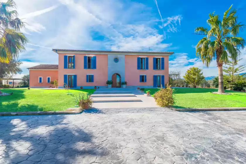 Holiday rentals in Sa blanquera - adults only, Sa Pobla