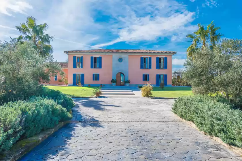 Holiday rentals in Sa blanquera - adults only, Sa Pobla