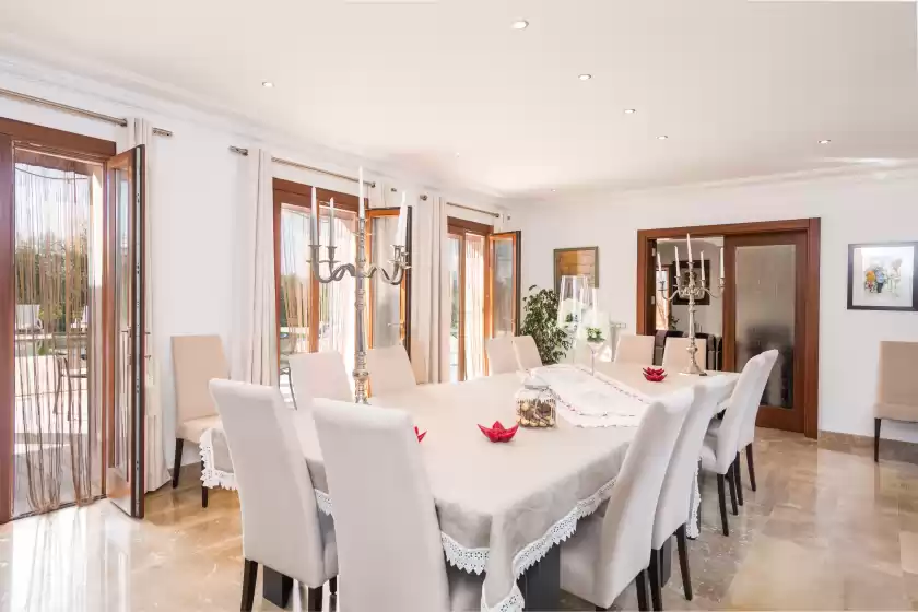 Holiday rentals in Sa blanquera - adults only, Sa Pobla