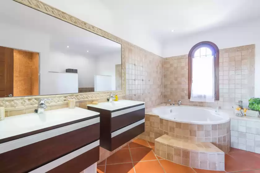 Holiday rentals in Turixant dalt, Mancor de la Vall