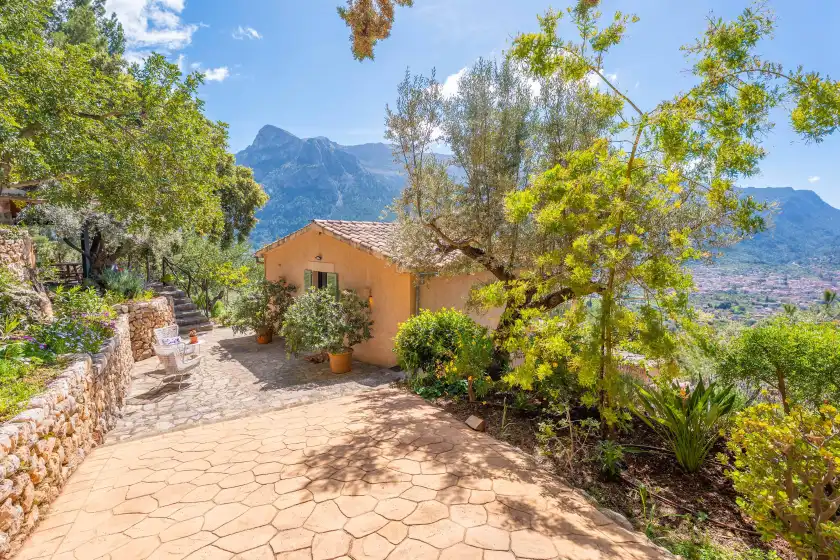 Holiday rentals in Son bou, Sóller