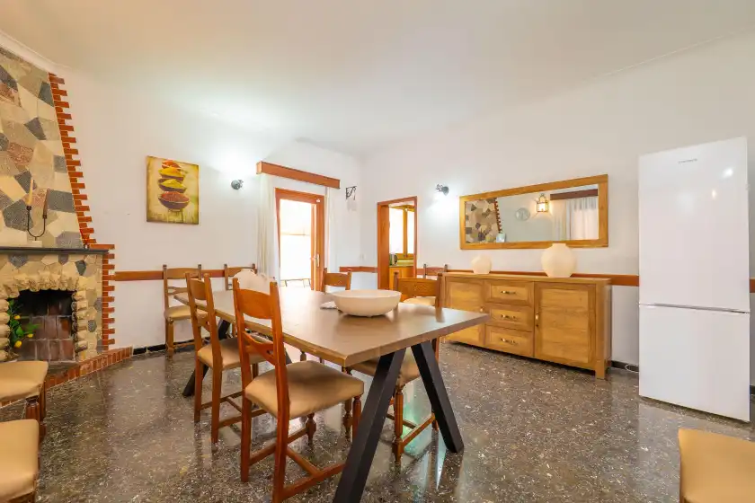 Holiday rentals in Can pedro ros, s'Illot-Cala Morlanda
