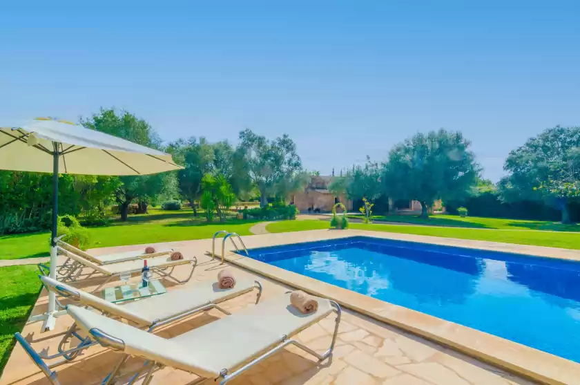 Holiday rentals in S'era nova, Algaida