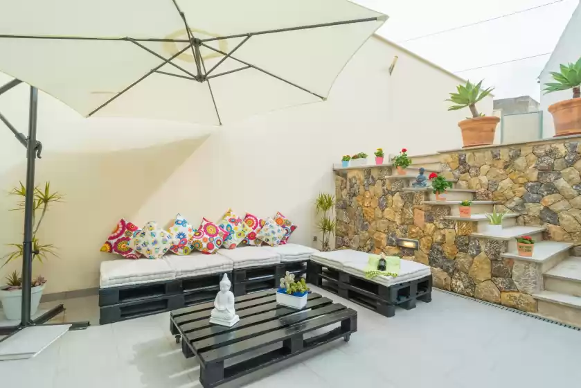 Holiday rentals in Casa holganza, Maria de la Salut