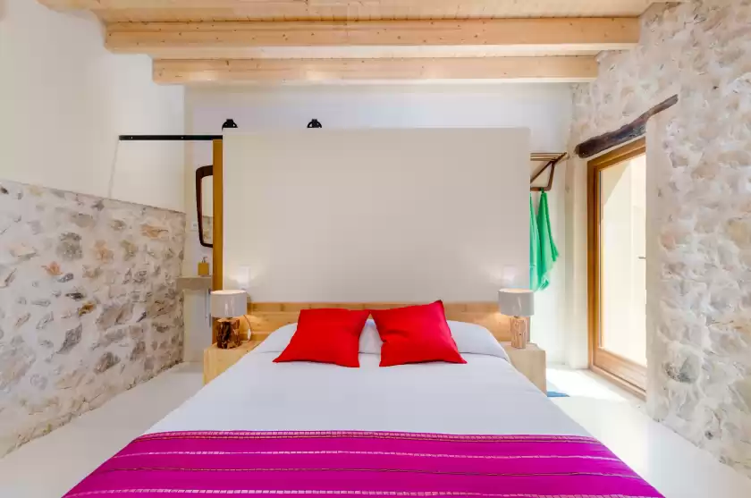 Holiday rentals in Casa vella (vall petit), Mancor de la Vall