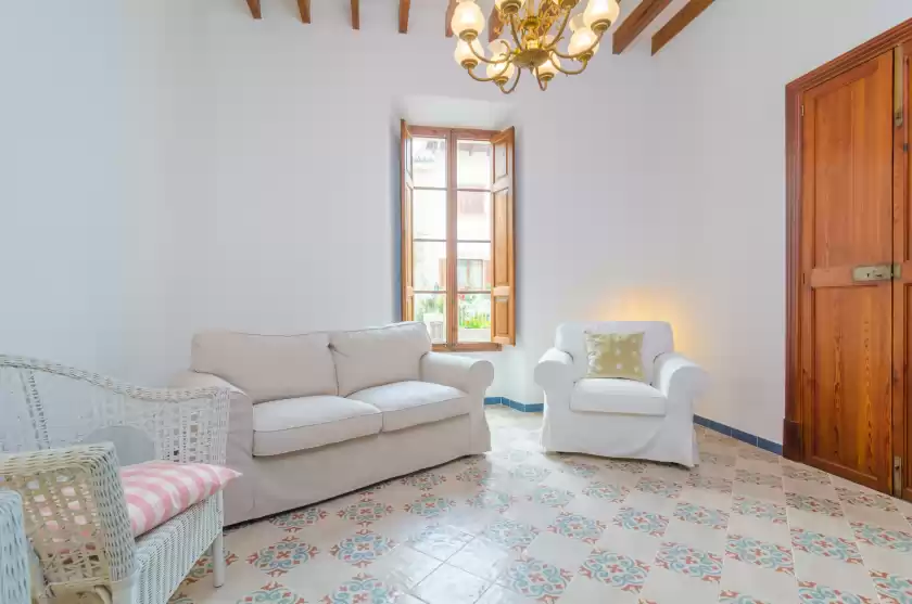 Holiday rentals in Casa canals, Mancor de la Vall