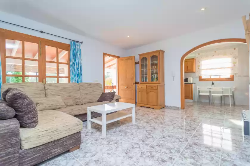 Holiday rentals in Ca'n canastro, Binissalem