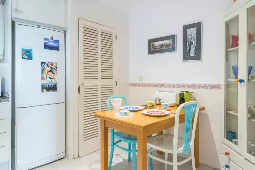 Holiday rentals in Xarus 1, Marina Manresa