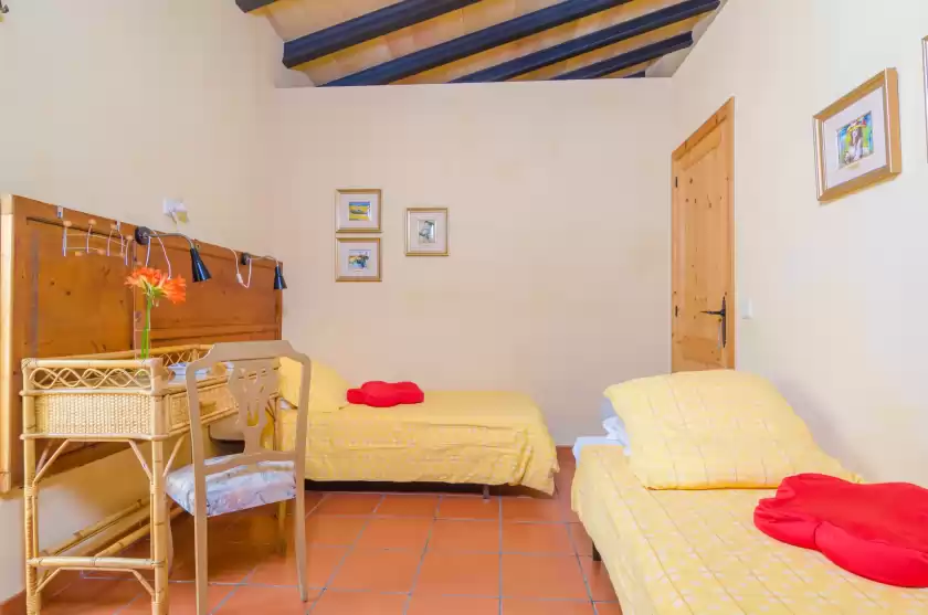 Holiday rentals in Ca na missa 10, Llubí