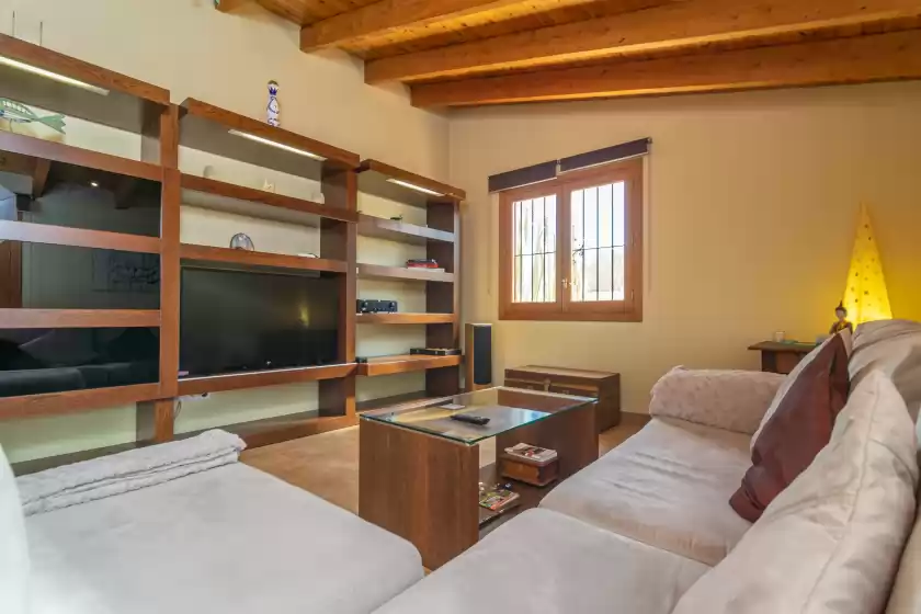 Holiday rentals in Sa raconada, Algaida