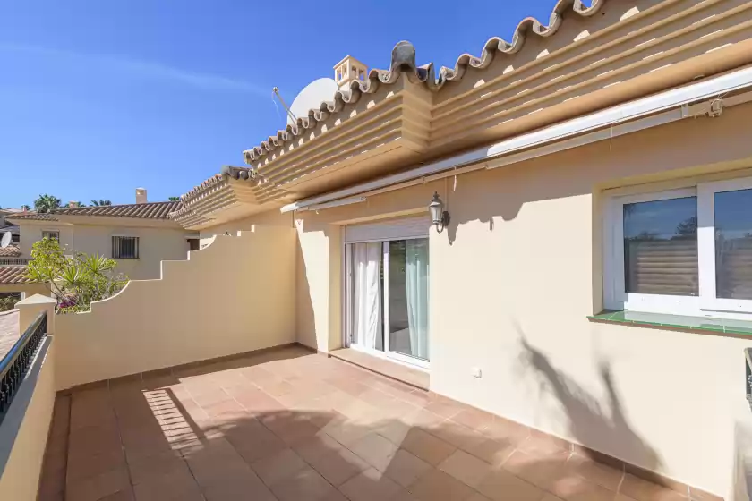 Holiday rentals in Villa riviera, Calahonda-Chaparral