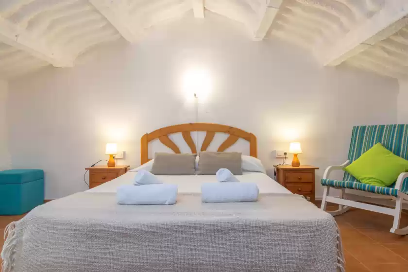 Holiday rentals in Casa dina, Es Mercadal