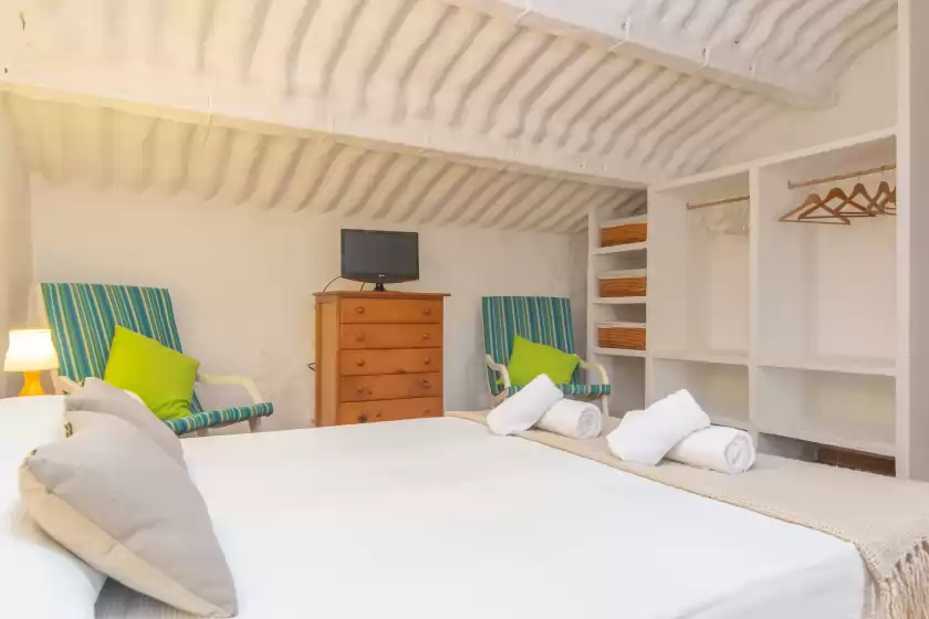 Holiday rentals in Casa dina, Es Mercadal