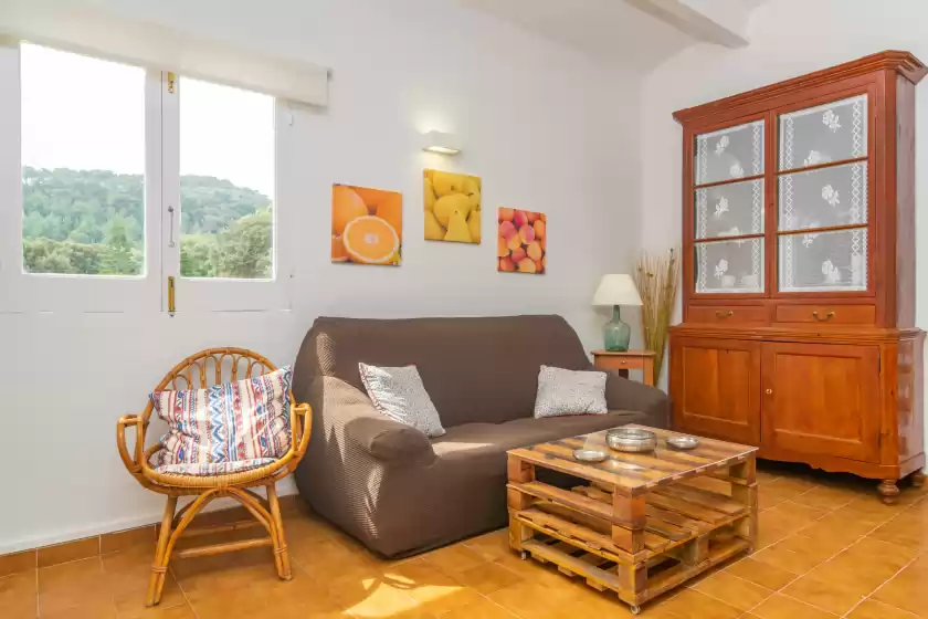 Holiday rentals in Casa dina, Es Mercadal