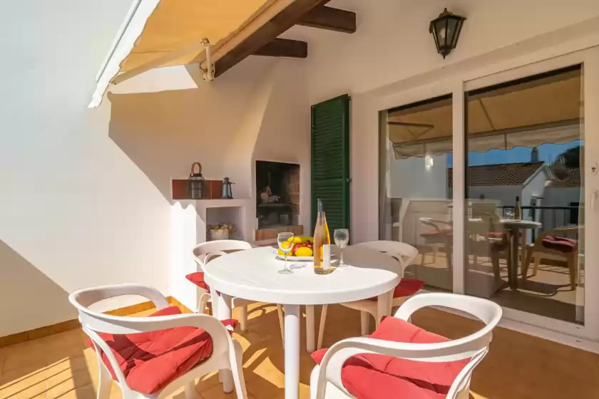 Holiday rentals in Filippi, Es Mercadal