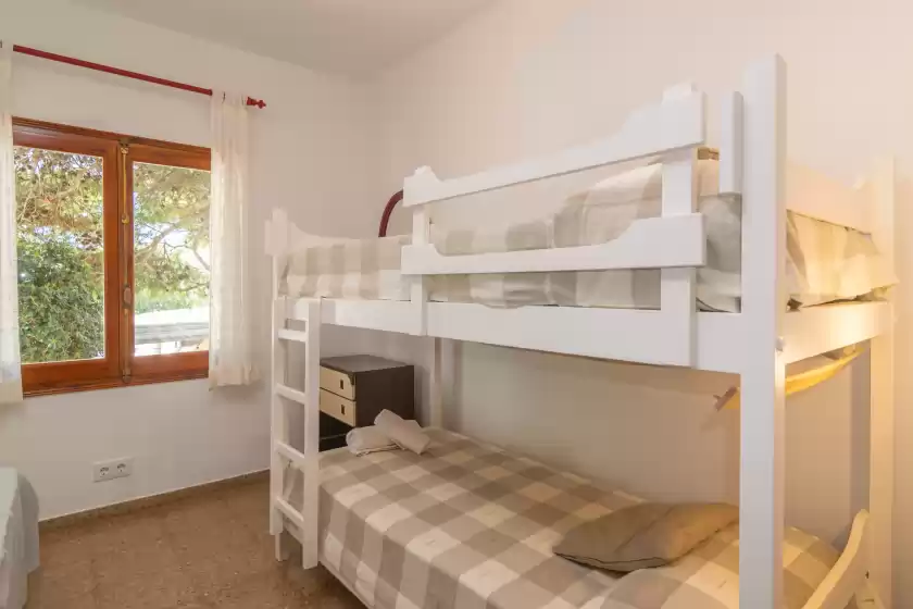 Holiday rentals in Can jaume 6, es Canutells