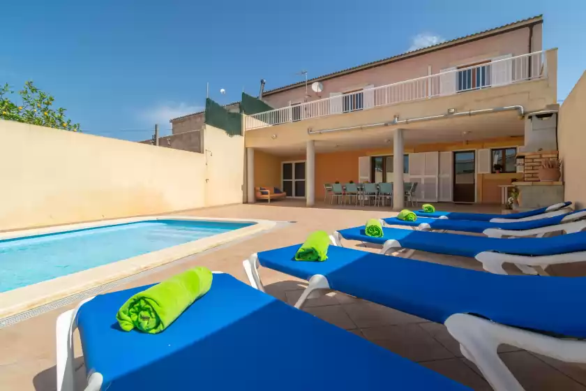 Holiday rentals in Marimar (muro), Muro