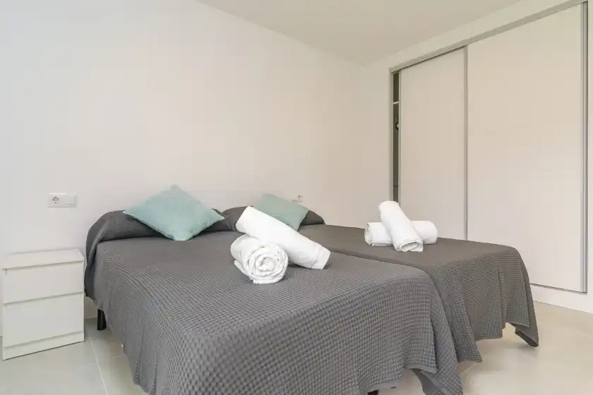 Alquiler vacacional en Casa blanca nº 1, Costa des Pins