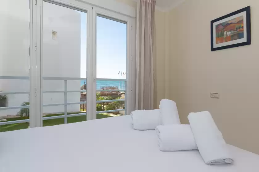 Alquiler vacacional en Luna beach, Calahonda-Chaparral