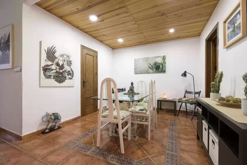 Holiday rentals in Casa del olivo, Algeciras