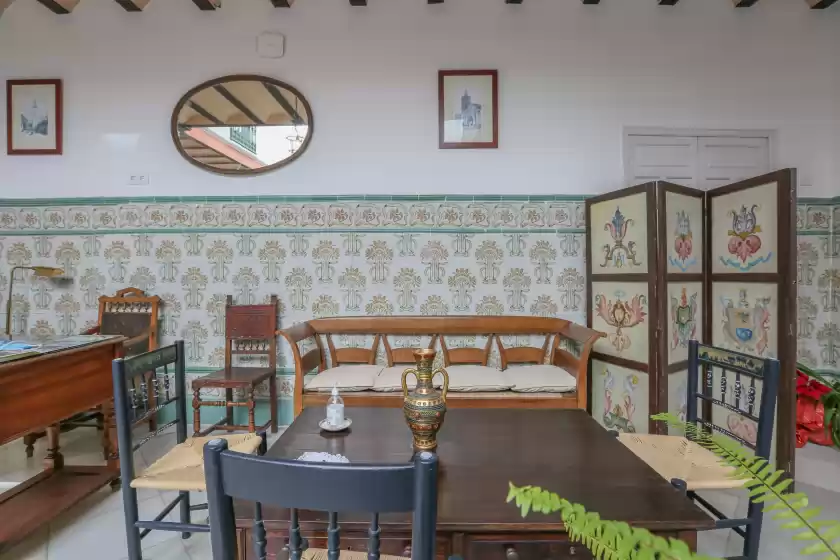 Holiday rentals in Posada de la casa del pintor hab. huelva - adults , Carmona