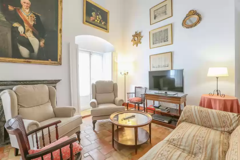 Holiday rentals in Posada de la casa del pintor hab. granada - adults, Carmona