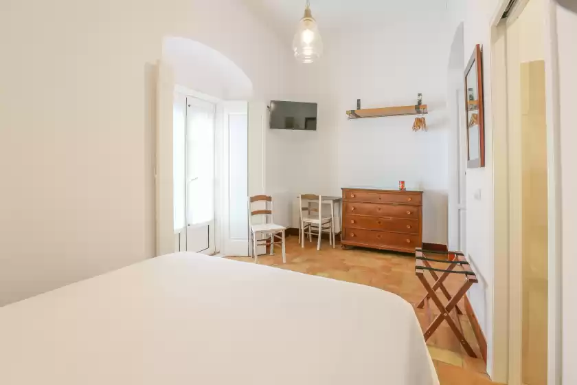 Holiday rentals in Posada de la casa del pintor hab. jaen - adults on, Carmona