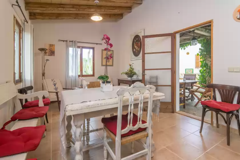 Holiday rentals in Sa caseta d'en tronca, Sant Joan