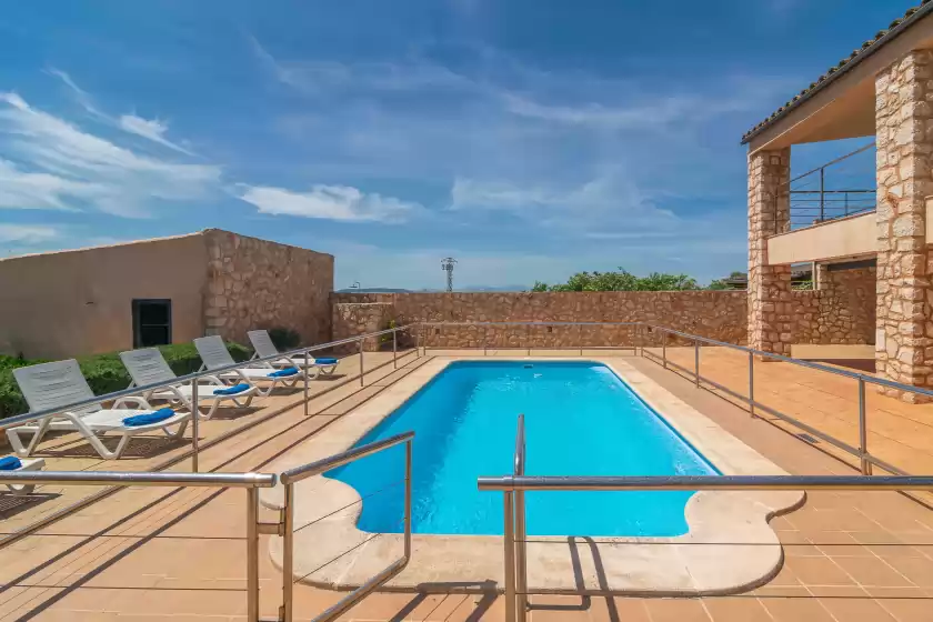 Holiday rentals in Finca castillo, Manacor